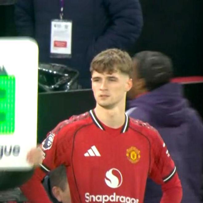 亚博体育特别点评:曼联名宿之子有望首次先发,替代芒特!齐尔克泽闹转会或助其圆梦