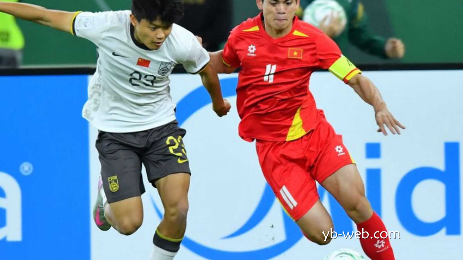 亚博体育行业洞察：U23亚洲杯-彭啸+向余望连击，中国队3-0十人越南，决赛与日本队争冠